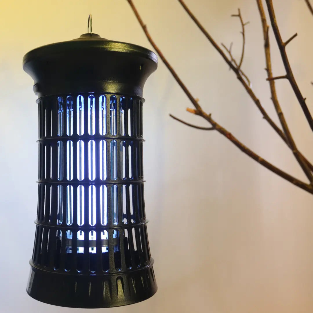 Refurbished - Senelux 20W, 4500v Bug Zapper with UV Lure for Flies, Mosquitoes and Wasps-1